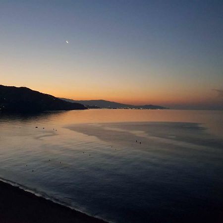 Atico En Almunecar. Primera Linea De Playa Con Vistas Espectaculares Eksteriør bilde